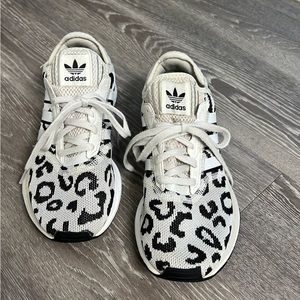 Adidas Original Swift Leopard Print